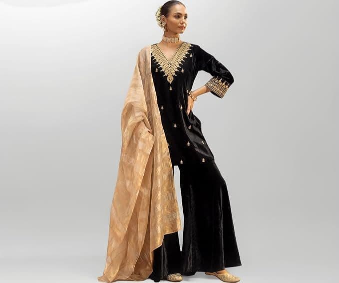 FIORRA Women’s Black Ice Velvet Embroidered Kurta Set with Palazzo & Organza Dupatta fiorra-women-s-black-ice-velvet-embroidered-kurta-set-with-palazzo-and-organza-dupatta.jpg