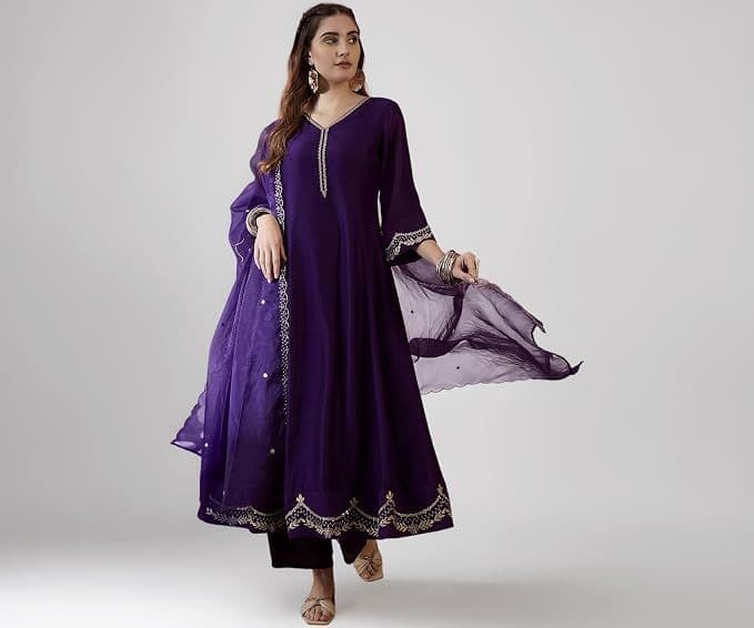 Tavasya Women’s Purple Vichitra Zari Embroidered Kurta Set with Pant & Dupatta tavasya-women-s-purple-vichitra-zari-embroidered-kurta-set-with-pant-and-dupatta.jpg